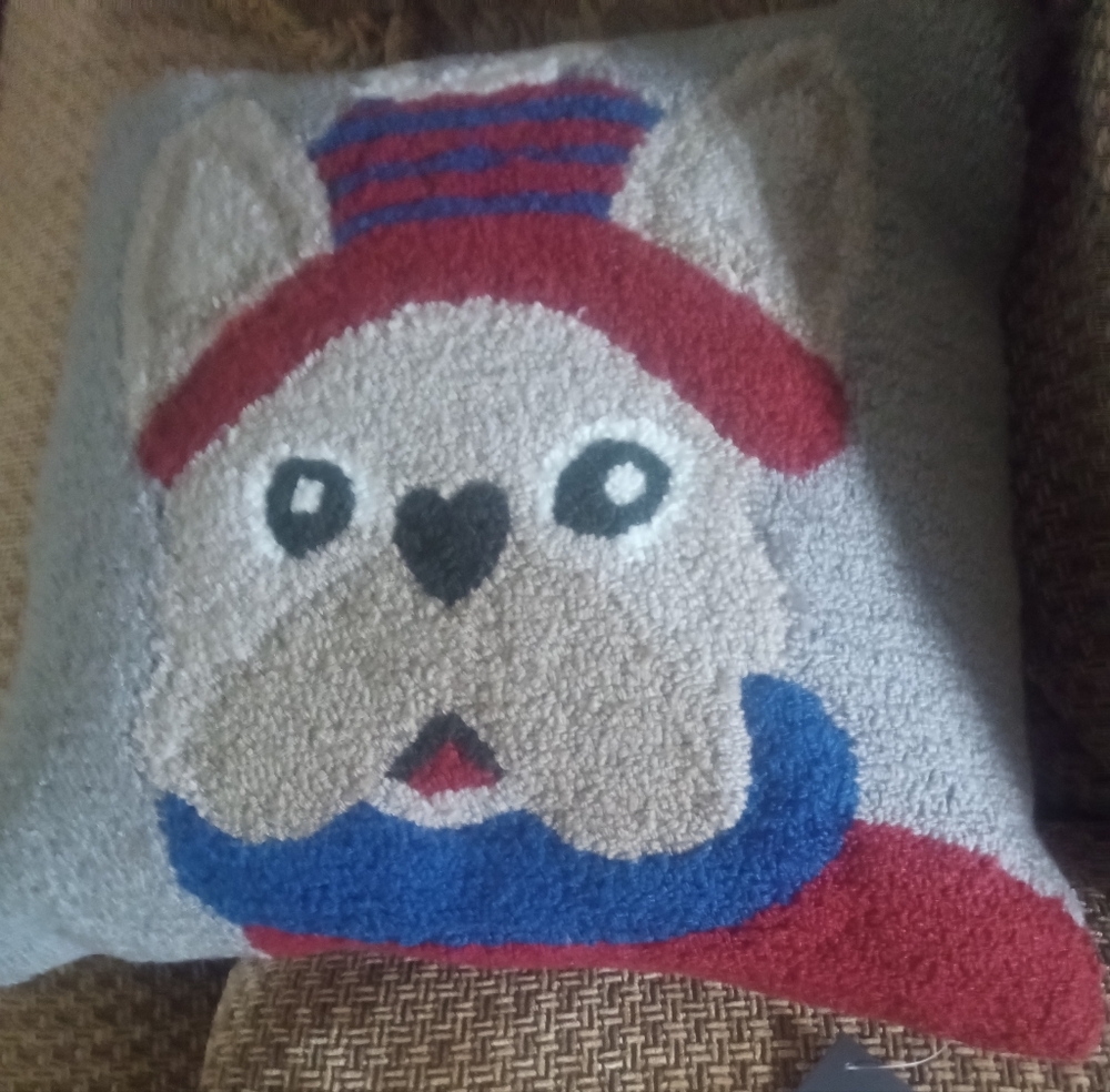Martha Stewart Frenchie  Hook Pillow. Made In the USA. 16"x16" NWT